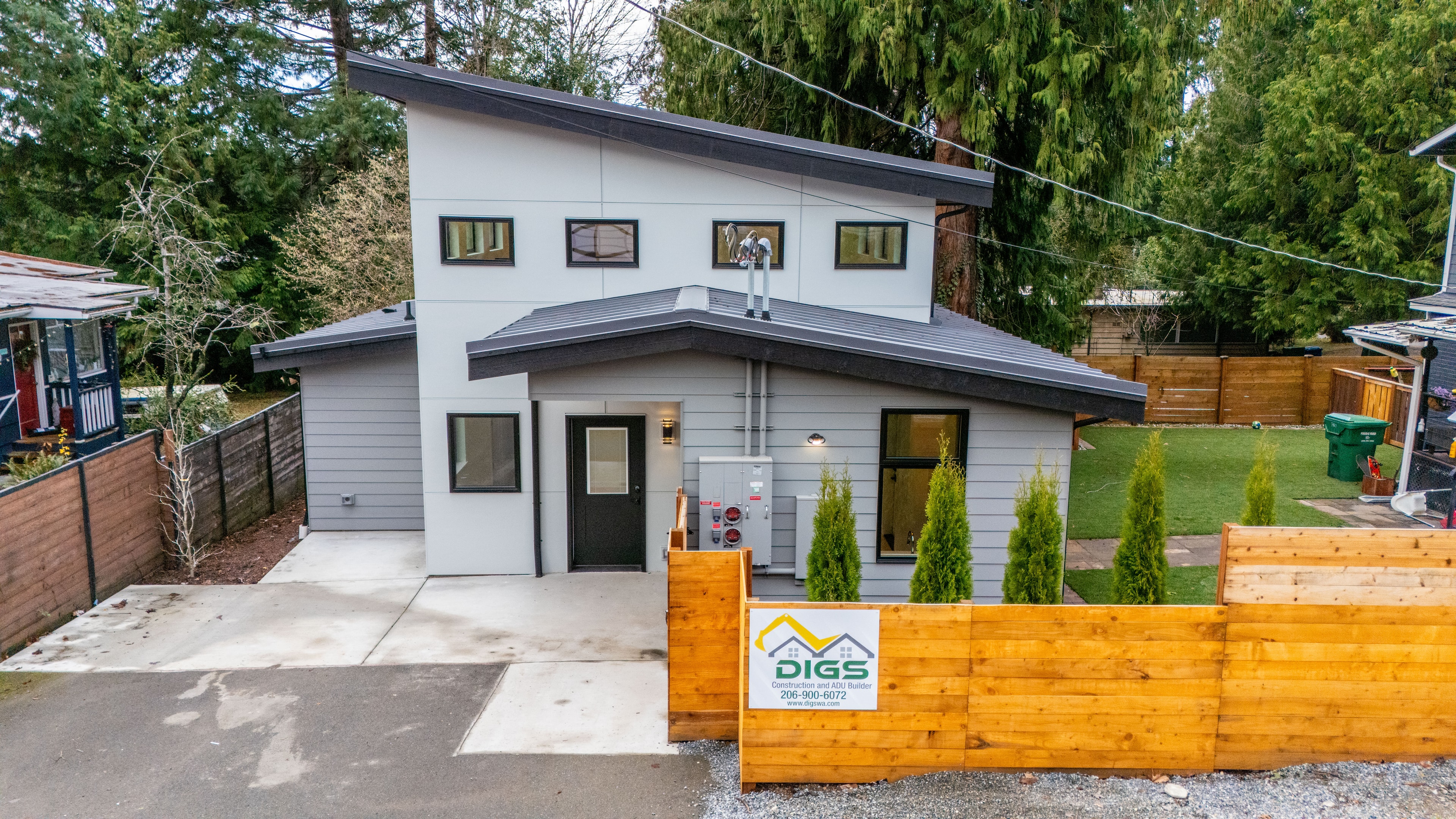 A completed North Seattle modern DADU built by DIGS